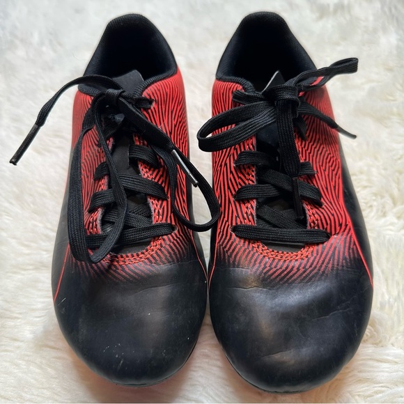 Puma Spirit II Cleats Red & Black Size 1 - Picture 1 of 16